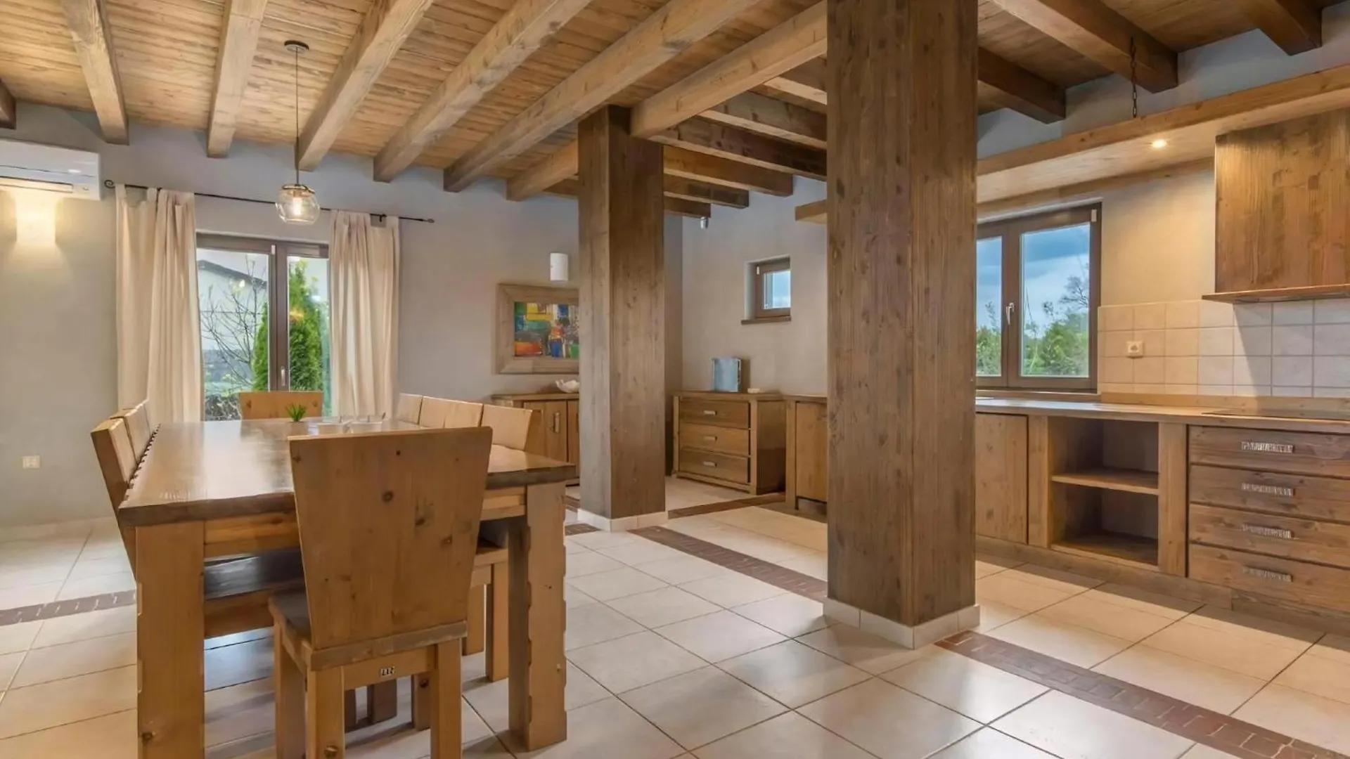 Villa Leonardo Juršići Dom wakacyjny
